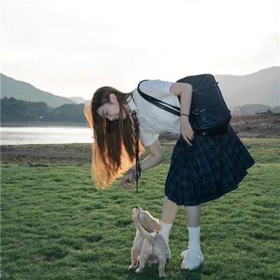 我,安娜